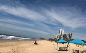 Casa En Privada Frente A La Playa Con Alberca!